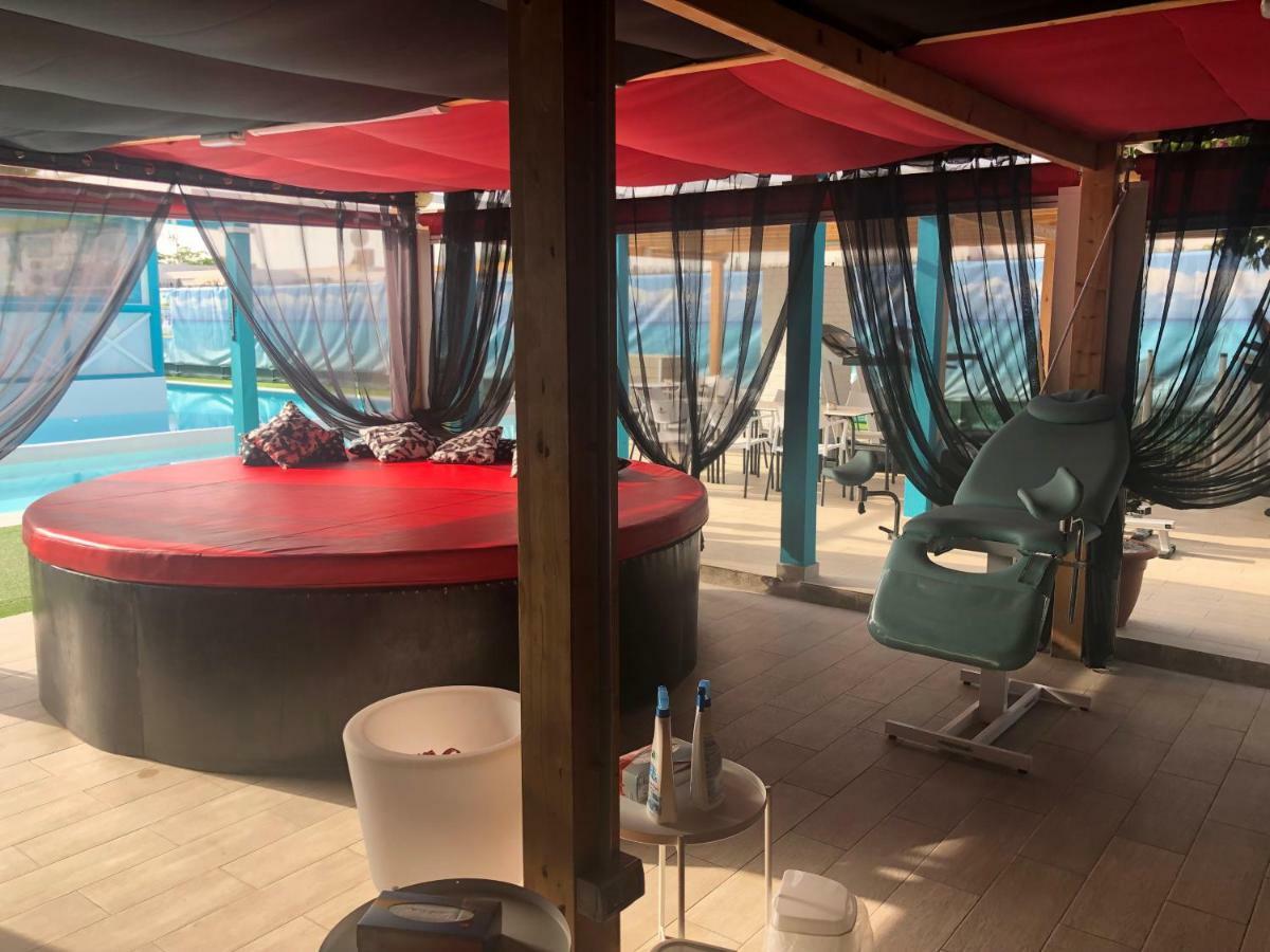 Venus Star Resort - Fkk Nudist Swingers - Only Couples 마스팔로마스 외부 사진